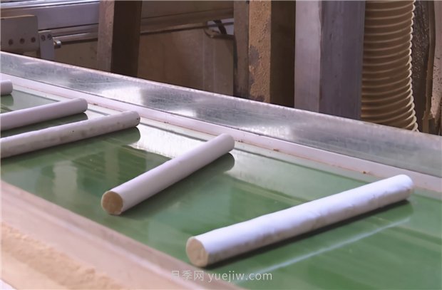 緊盯艾產(chǎn)業(yè)全鏈條，劍指300億產(chǎn)值，南陽(yáng)艾產(chǎn)業(yè)發(fā)展走上快車(chē)道(圖3)